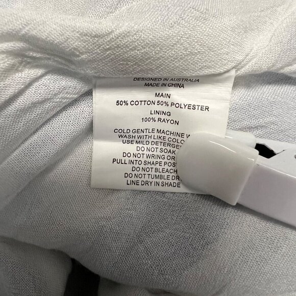 Linen Lux Women’s Paperpag Belted Shorts Blue/White Striped Size Small Pockets - Picture 7 of 7